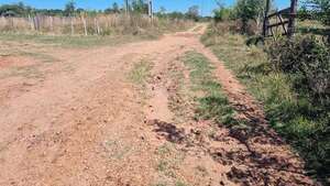 Continúa reclamo vecinal por abandono de camino en San Juan Bautista - Nacionales - ABC Color