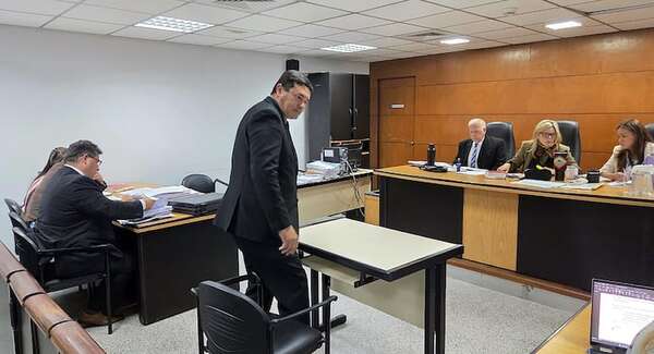 Actuaria “hizo de todo” para eliminar expediente de González Daher, confirman testigos - Nacionales - ABC Color