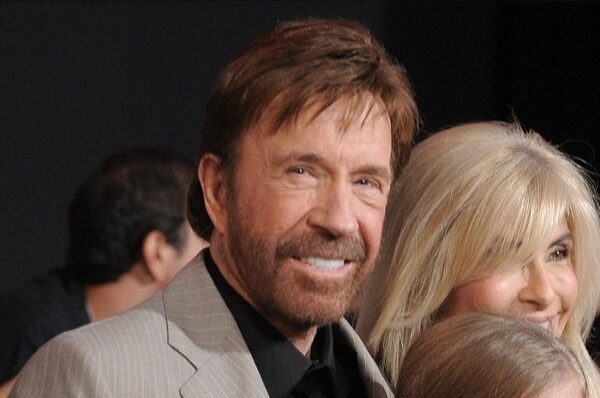 Chuck Norris, maestro de artes marciales y actor cuya dureza se convirtió en leyenda de internet, muere a los 86 años - San Lorenzo Hoy
