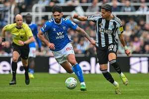 Alderete gana el derbi con el Sunderland ante Newcastle - Fútbol Internacional - ABC Color
