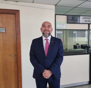 Chats de Lalo: Arévalo cuestiona manejo de evidencias y pide auditar chats del caso Gomes - PDS RADIO Y TV