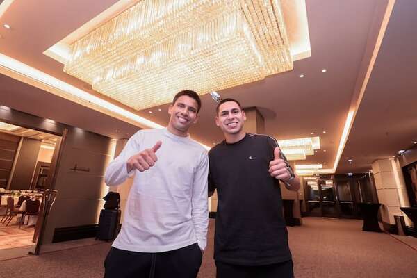 Diego Gómez y Gustavo Caballero, los primeros en suelo griego - Selección Paraguaya - ABC Color