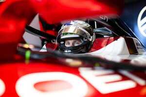 Popular / Joshua concluyó su primer test drive en la Fórmula E con la marca Citroën