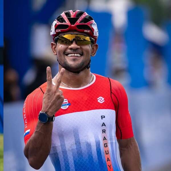 Patinaje de velocidad: Doble oro de Julio Mirena en España - Polideportivo - ABC Color