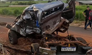 Tres adolescentes pierden la vida en un choque frontal