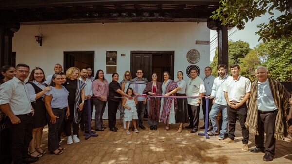 Poncho 60 listas: El hilo que teje la memoria desde Piribebuy