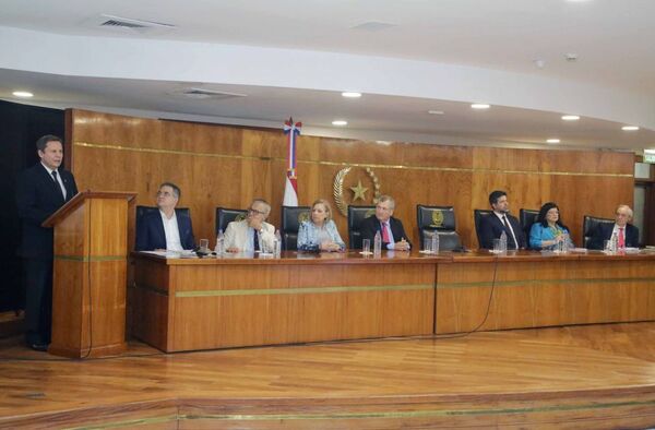 Se inició el Primer Seminario Internacional de Formación Continua sobre Derecho y Argumentación Jurídica