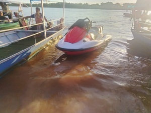 Roce de jet ski deja a un hombre herido en el río Paraguay - Concepción al Día
