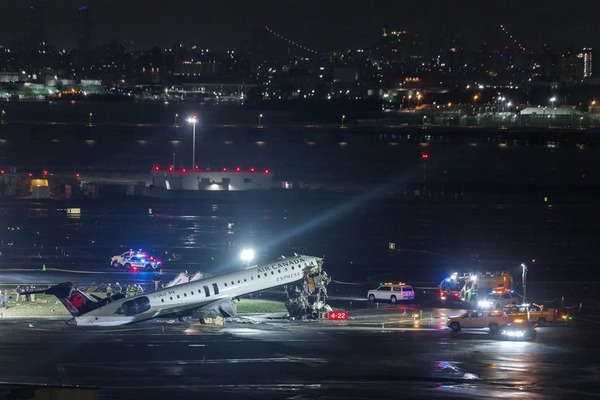 Tragedia en NY: dos mu3rtos tras choque entre avión y camión de bomberos - Portal Digital Cáritas Universidad Católica