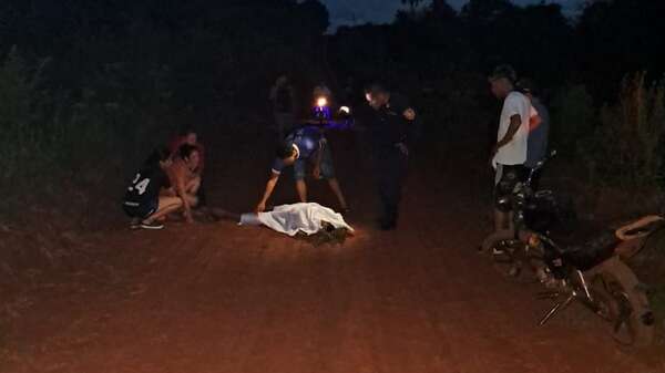 Disparó y apuñaló a su vecino tras discusión luego de una partida de naipes en Itapúa Poty - Policiales - ABC Color