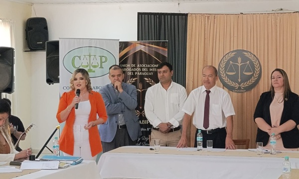 Abogada ovetense asume la presidencia de la Unión de Abogados del Internior del País - OviedoPress