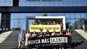 AI alerta sobre "leyes garrote" contra organizaciones sociales en la región