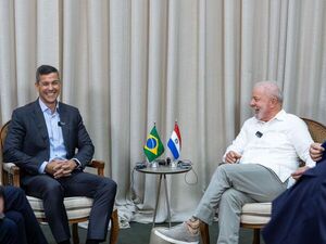 Peña y Lula dialogaron sobre el Anexo C de Itaipú en Brasil