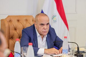 Bachi Núñez renuncia a bonificaciones mensuales y presenta proyecto para eliminarlas en los tres poderes del Estado - El Trueno