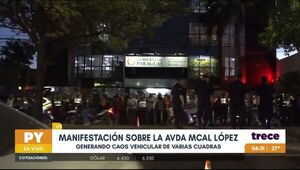 Adultos mayores protestaron frente al MDS por acceso a pensión desde los 65 años