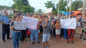 Capiatá: 1.600 alumnos siguen sin kits escolares en escuela pública - Nacionales - ABC Color
