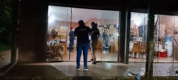 Roban armas y una tele de la quinta de Arnaldo Samaniego, en Piribebuy - Policiales - ABC Color