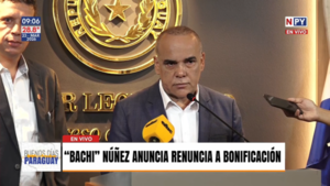 Bachi Núñez renuncia a millonaria bonificación y propone eliminar beneficios en los tres poderes del Estado