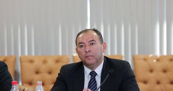 Líder denuncia al fiscal Arriola por involucrarlo en la red que traficaba cocaína desde el Pettirossi