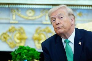 Donald Trump pospone cinco días los ataques contra centrales iraníes - 5Días