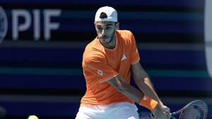 Cerúndolo derriba a Medvedev y prolonga su idilio con Miami