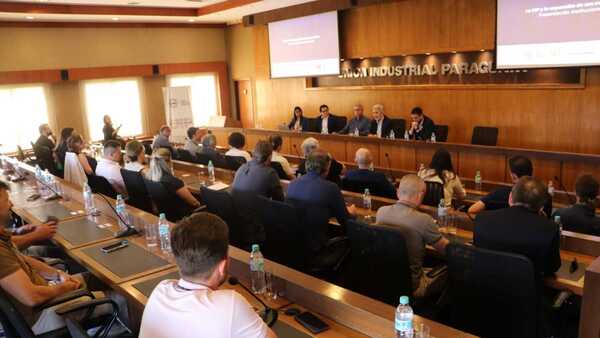 Empresarios de Brasil interesados en invertir en el país