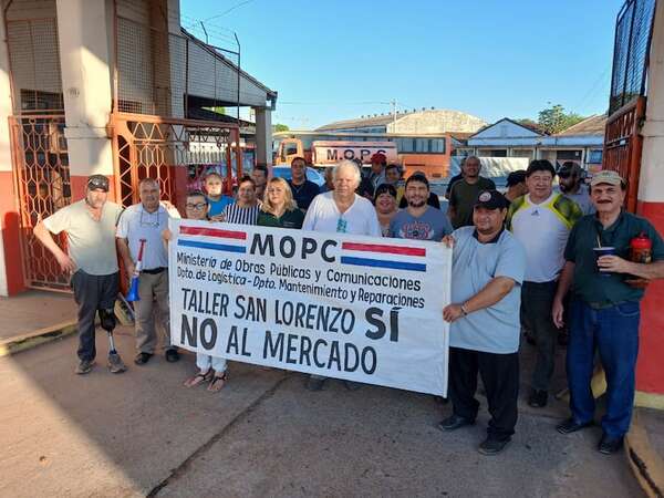 Funcionarios del MOPC podrían ir a huelga por falta de pago de viáticos y entrega de talleres - Economía - ABC Color