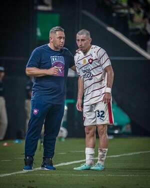 Cerro Porteño: Achu hace el aguante - Cerro Porteño - ABC Color