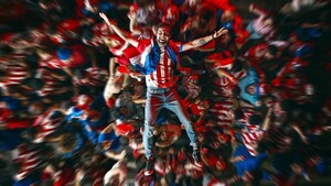 ¡Los paraguayos volamos a la Copa! uela celebra el regreso de la Albirroja al Mundial
