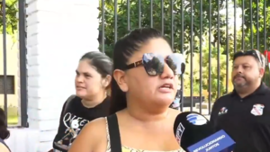 Alumnos del CNC sin clases: Padres emplazan por 48 horas al ministro de Educación