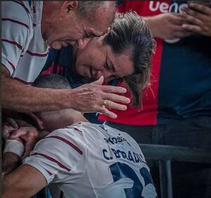 Luego del partidazo de Bobadilla, fueron a festejar comiendo lomito