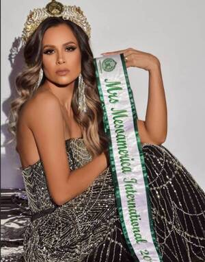 “Antes de ser esposa, soy mujer con identidad propia”