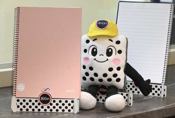 Cuadernos Avon lanzó el primer cuaderno inclusivo - Empresariales - ABC Color