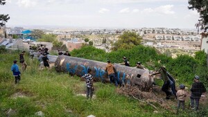 Trump anuncia negociación con Irán y pone en pausa los ataques