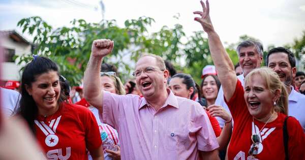 La Nación / Camilo Pérez lanza su campaña este jueves con acto masivo