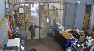 Asalto mortal en distribuidora de CDE: allanan viviendas y hallan evidencias del robo - ADN Digital