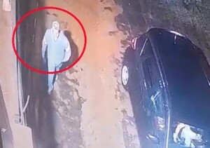 Técnico de cámaras de seguridad muere tras ser golpeado por un portón metálico