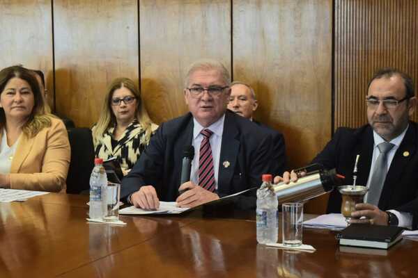 Fiscal general reorganiza a agentes fiscales para mejorar la eficiencia - Judiciales.net