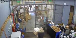 AUDIO: CDE: Cinco allanamientos por el caso de robo de fármacos adelgazantes  - A La Gran 7-30 - ABC Color