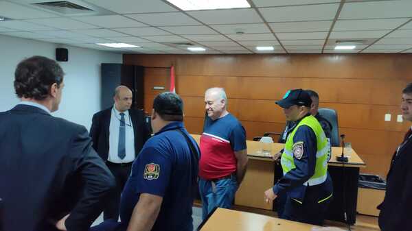 Tribunal admite antecedentes de condena de González Daher en juicio por testimonio falso - PDS RADIO Y TV