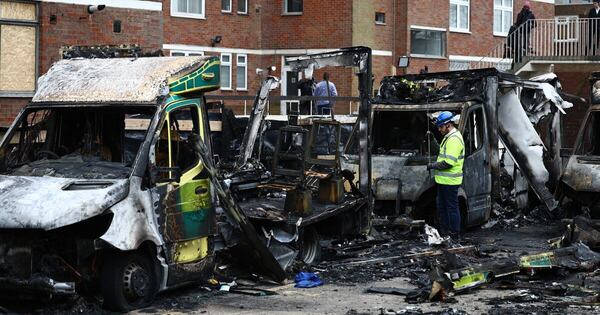 La Nación / Policía británica investiga ataque “antisemita” contra ambulancias