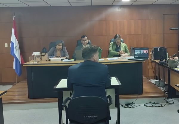 Presidente de Conmebol declara en causa por presunto testimonio falso contra González Daher - PDS RADIO Y TV