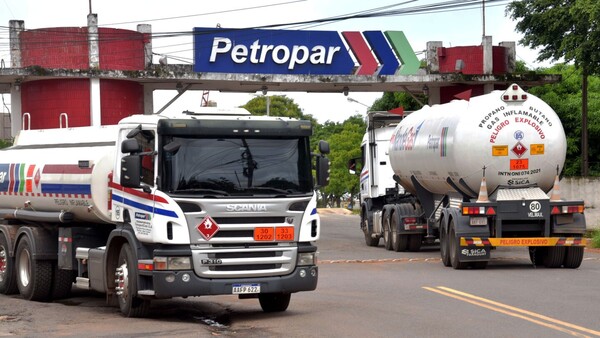 Gasolineras de Petropar registran sobredemanda del 22% tras las subas