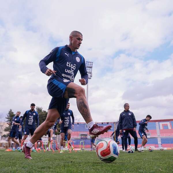 Alan Benítez y el sueño de estar en la lista del Mundial 2026 - Selección Paraguaya - ABC Color
