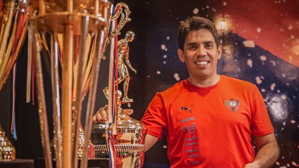 Gary Ayala asume como DT de Cerro y buscará agrandar su legado