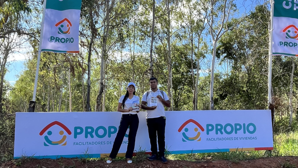 PROPIO SUMA URBANIZACIONES EN LA CIUDAD DE YPANÉ Y CAPIATÁ