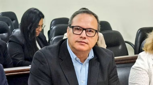 Confirman condena de Carlos Granada por acoso y coacción sexual, aunque seguirá libre - Noticiero Paraguay