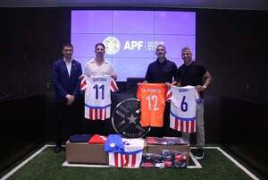 Duelo de Leyendas será en Chile con las figuras que marcaron una época en la Albirroja - Fútbol Internacional - ABC Color