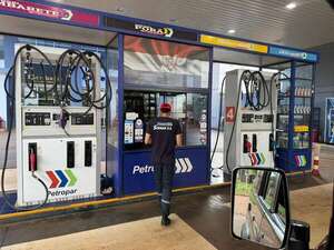 Ante suba del combustible, Senado analizará proyecto para transparentar precios - Política - ABC Color