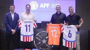 La APF acompaña a nuestras leyendas del fútbol